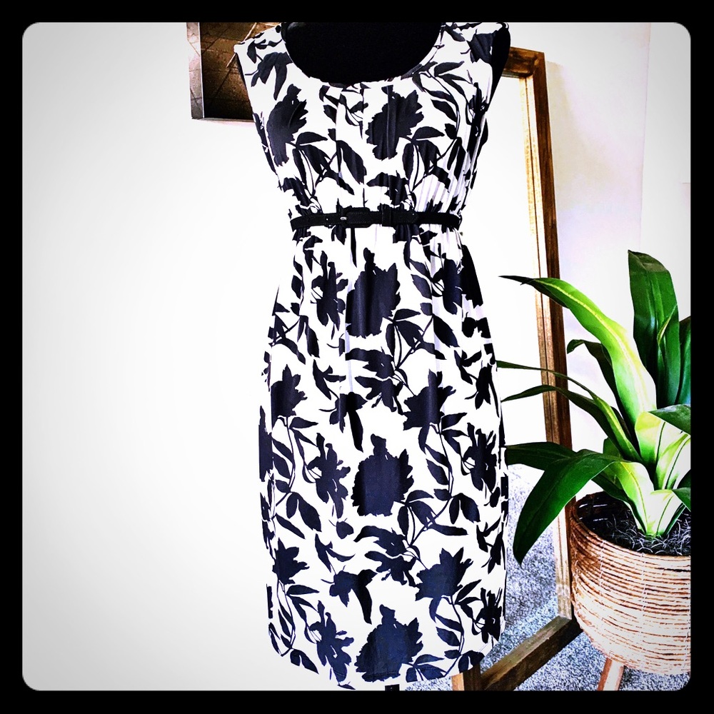 Motherhood Maternity Dress, size M